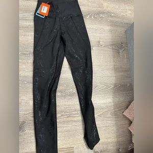 Women’s Superstacy Leggings in Medium, brand new, never worn